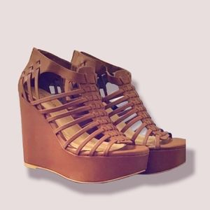 TORRID WEDGE SHOE SZ 11W